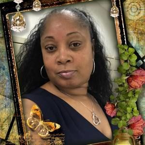 Meet your Posher, Roxanne